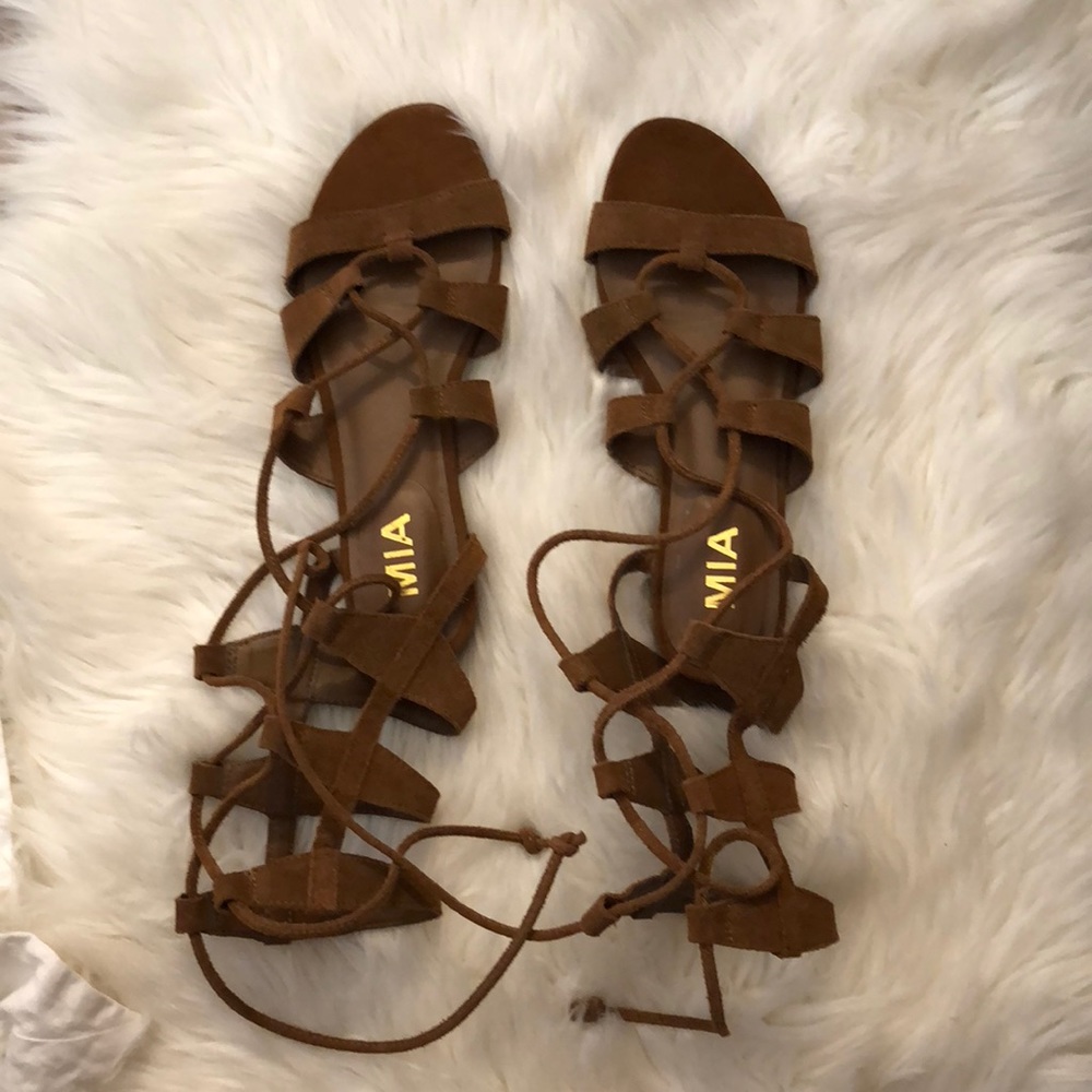 **GREAT CONDITION** Brown Suede Gladiator Sandals